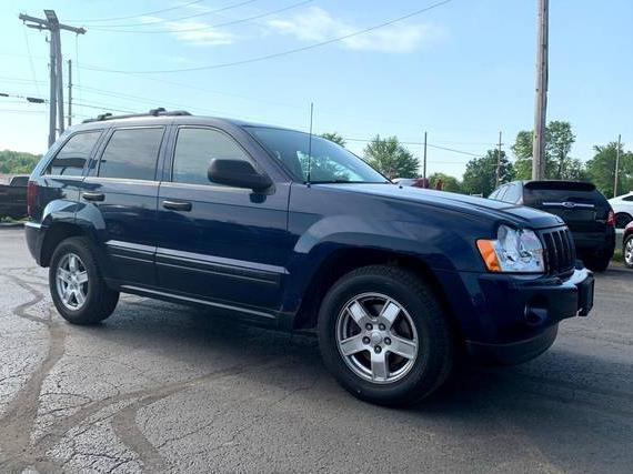 JEEP GRAND CHEROKEE 2005 1J4GR48K35C723732 image